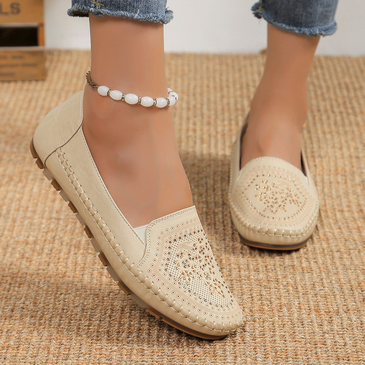 Women’s Handmade Gommino Driving Shoes – Solid‑Color Casual Flats